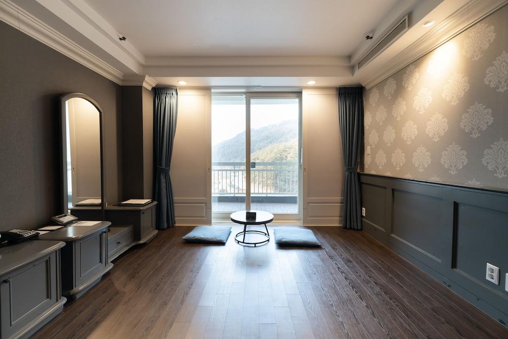 Kensington Hotel Pyeongchang Ngoại thất bức ảnh